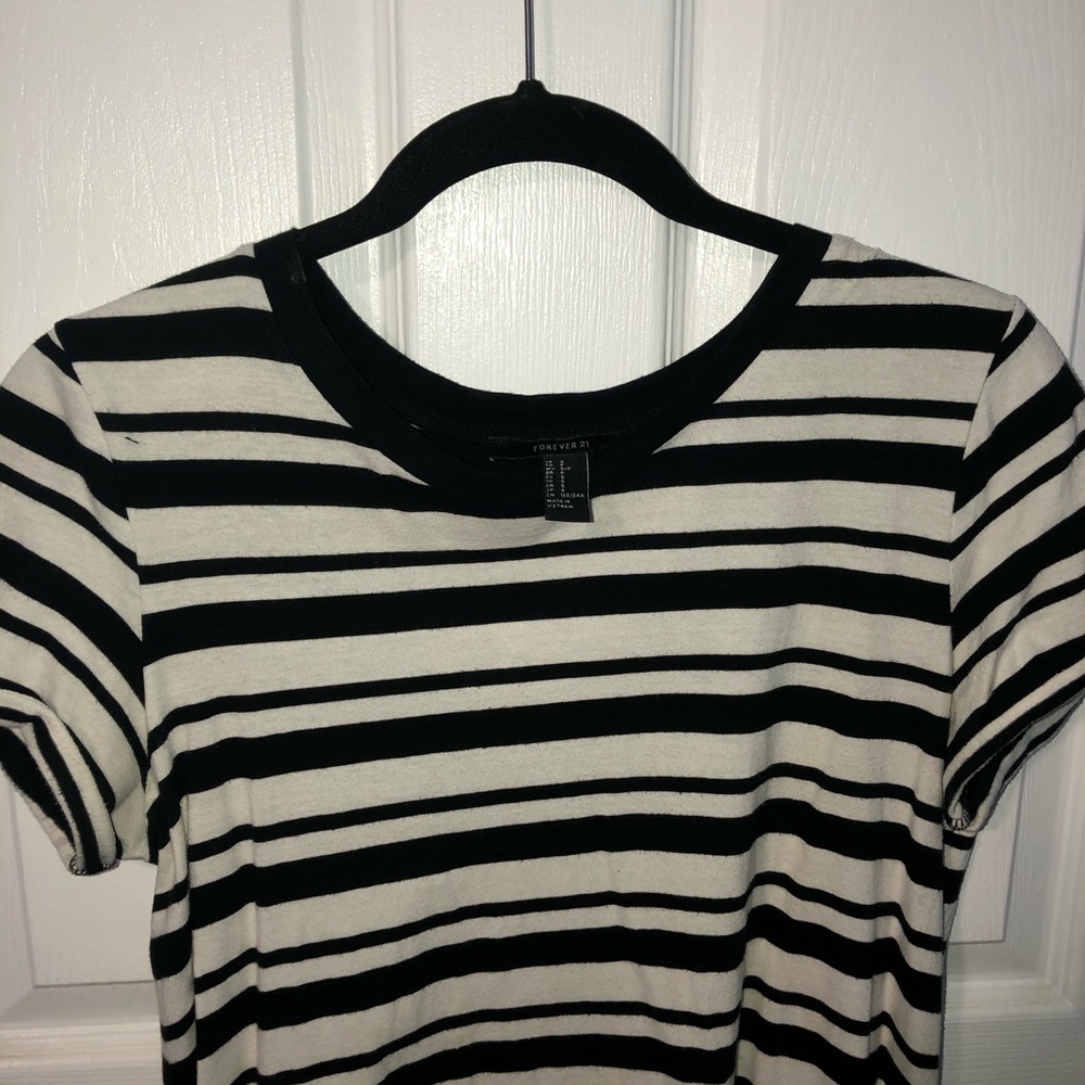 Forever 21 T-shirt Dress - Picture 2 of 3